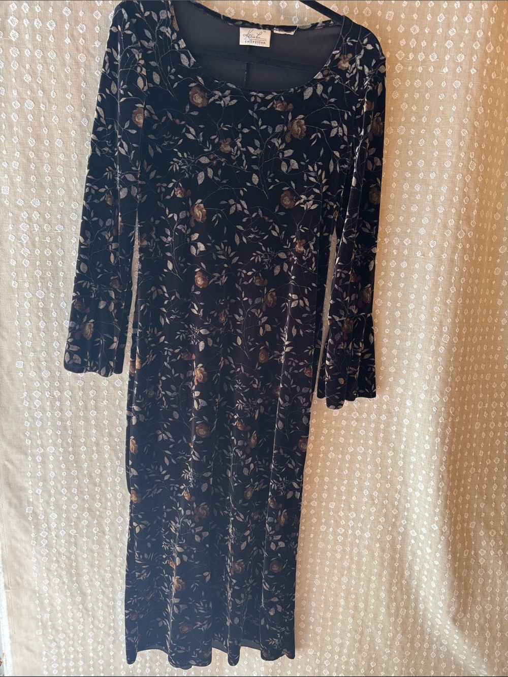 Kathie Lee Collection Black Floral Velvet Long Sleeve Maxi Dress